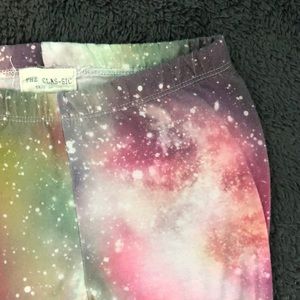 Out of this world leggings